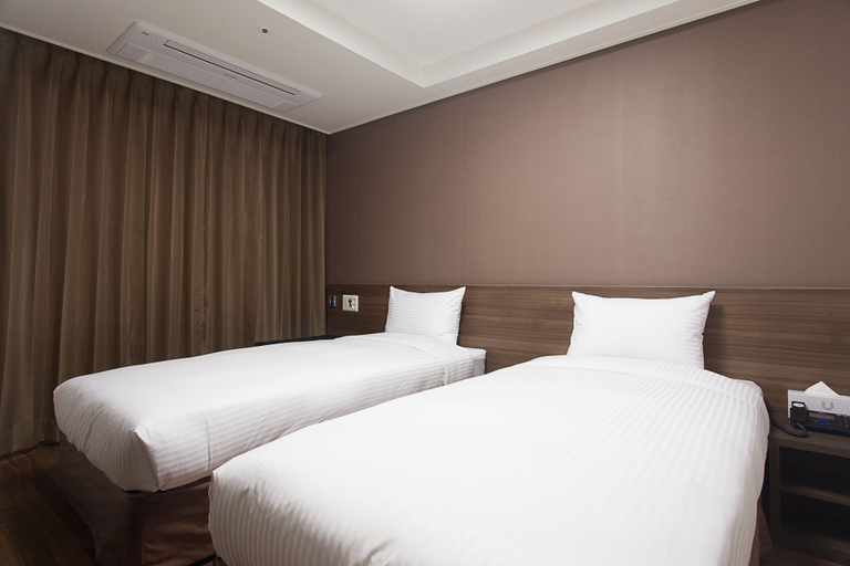 Bedroom 3, Urban Place Gangnam, Seocho