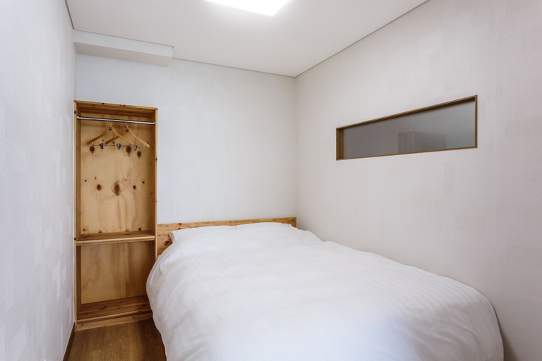 Bedroom 3, Jeju Ollero, Jeju