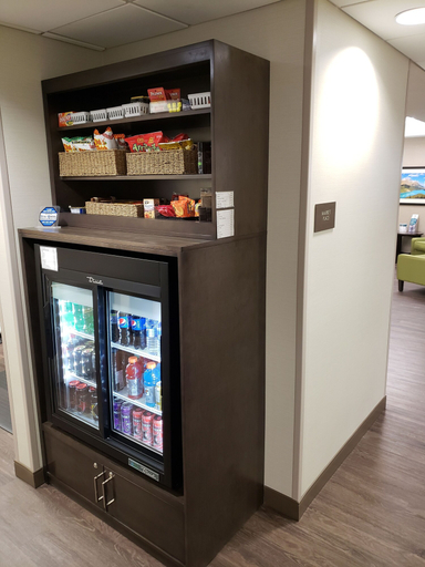 Food & Drinks 5, Comfort Inn & Suites Red Deer, Division No. 8