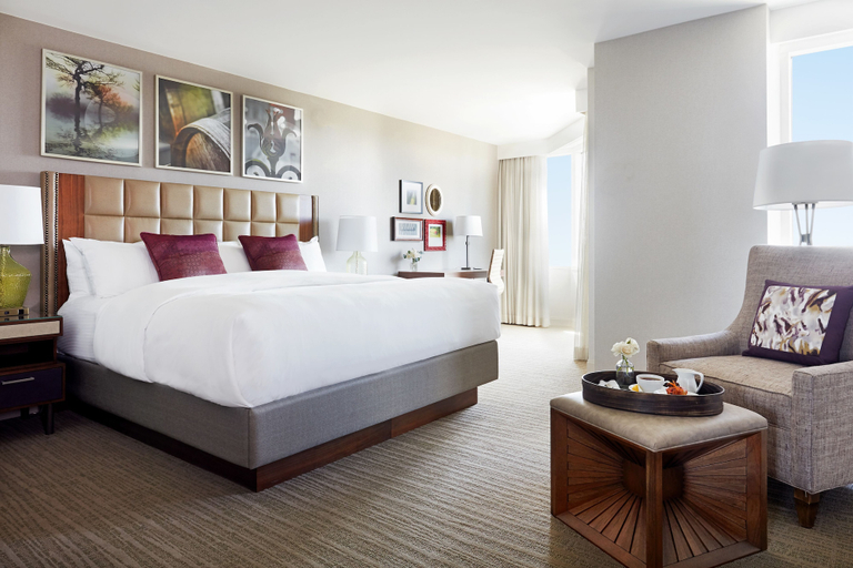 Bedroom 3, Lansdowne Resort and Spa, Loudoun