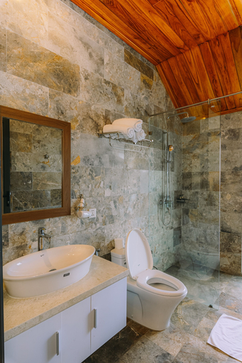 Bathroom 3, Hoi An Majestic Villa, Da Nang