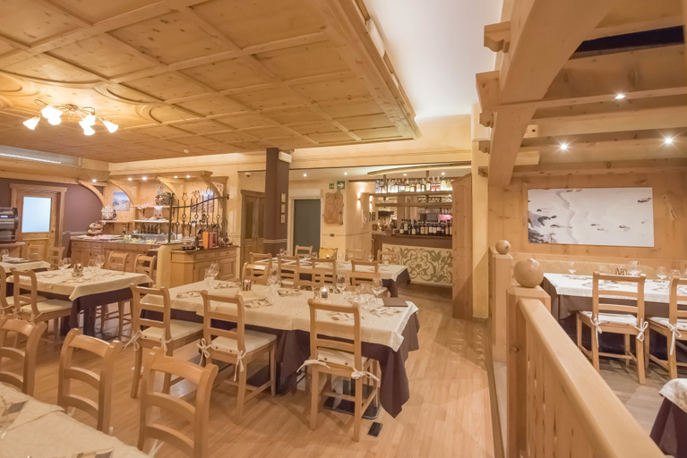Food & Drinks 4, Hotel Capriolo, Sondrio