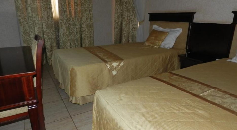 Bedroom 2, Crown Jakiba Hotel, Kampala