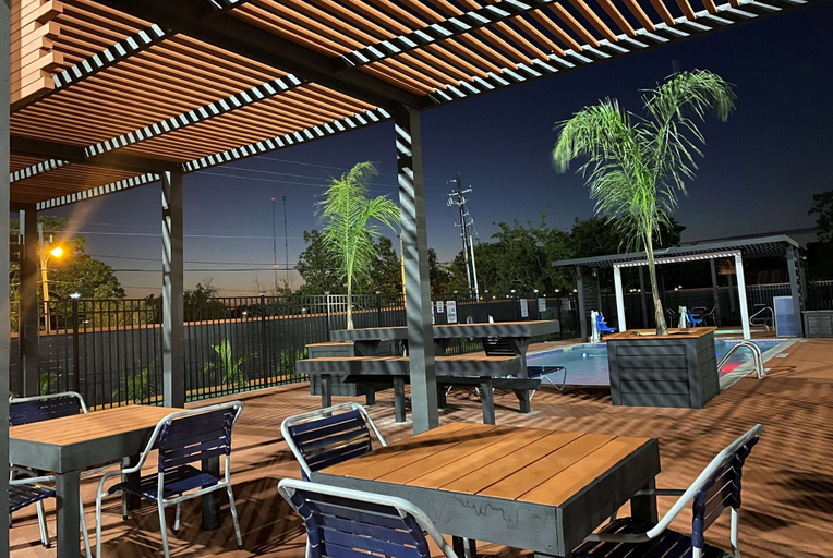 Food & Drinks 5, La Quinta Inn & Suites by Wyndham Victoria - South, Victoria