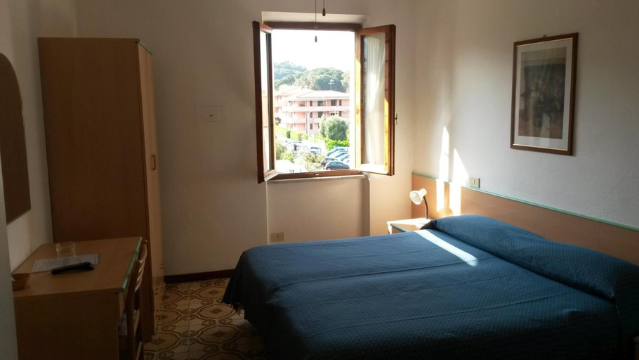 Bedroom 3, Hotel Anselmi, Livorno