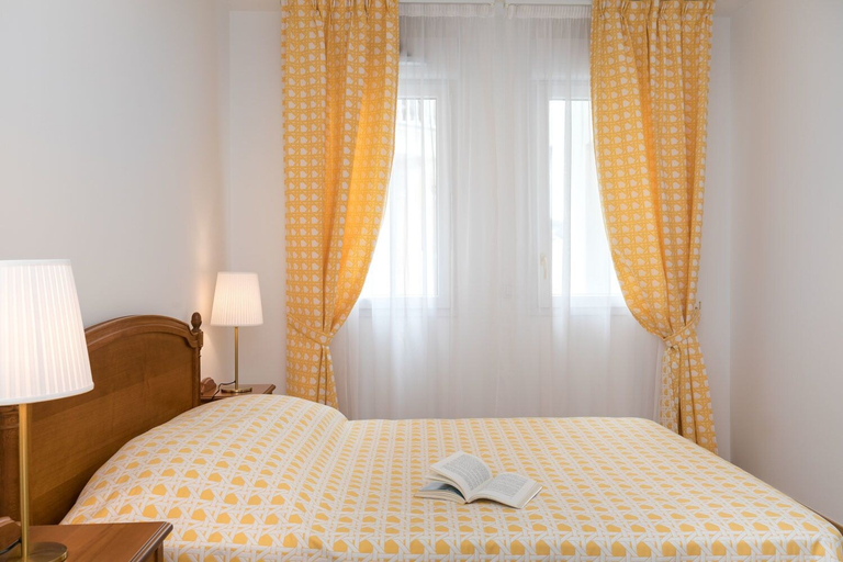 Bedroom 4, Villa Médicis Puteaux, Hauts-de-Seine