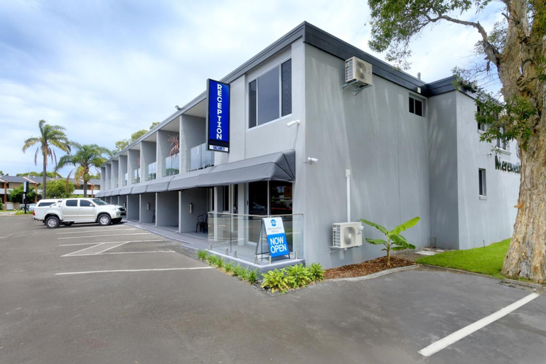 Exterior & Views 2, Merewether Motel, Newcastle - Inner City
