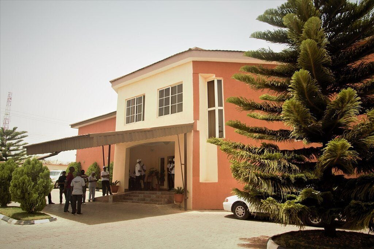 Exterior & Views, Silk Suites, Jos North