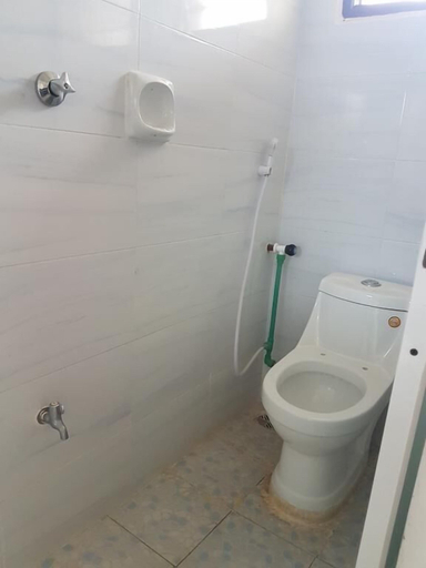 Bathroom 5, Miritini Golden Guest House, Jomvu