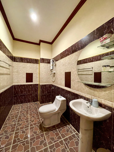 Bathroom, Sengkeo Hotel, Vientiane