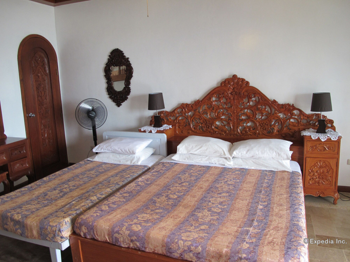 Bedroom 3, Blue Crystal Beach Resort, Puerto Galera