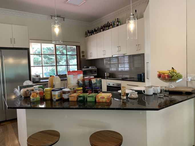 Food & Drinks 5, Helen's Homestead, Golden Plains - North-West