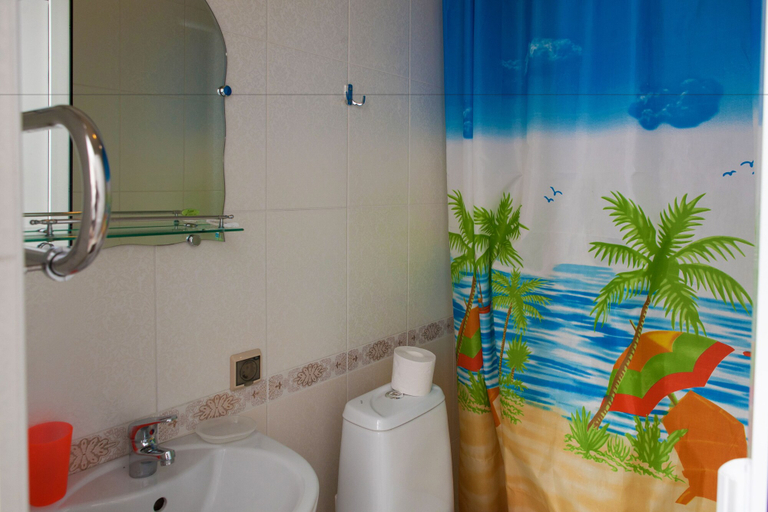 Bathroom 3, Vegas Hotel, Sochi gorsovet