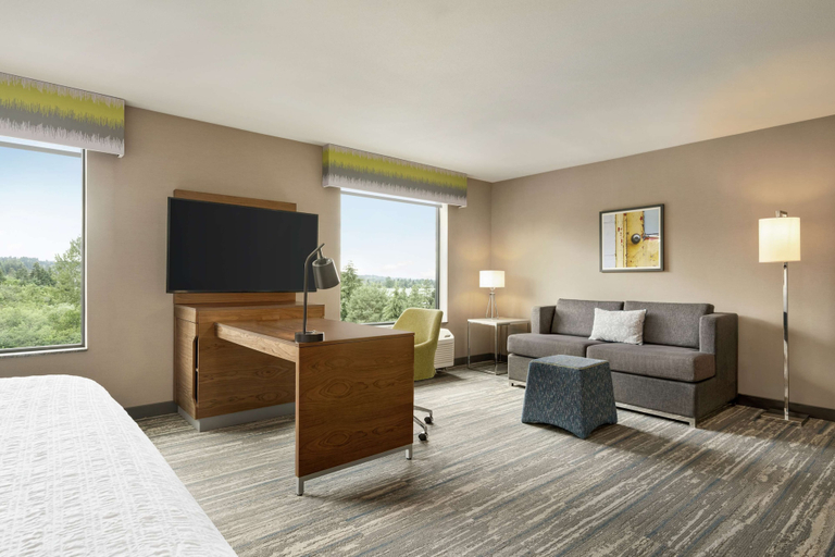 Bedroom 3, Hampton Inn & Suites Tacoma/Puyallup, Pierce