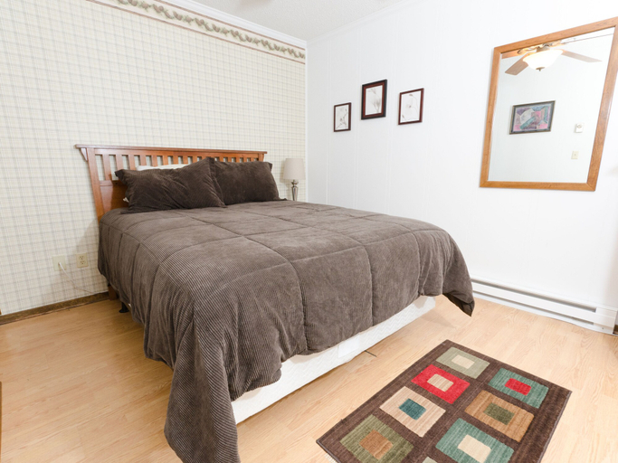 Bedroom 2, Snowcrest, Pocahontas