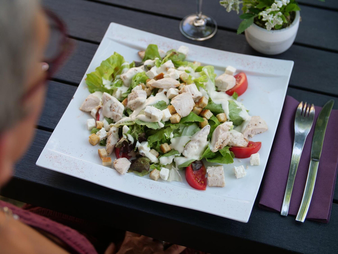 Food & Drinks 5, Hôtel Inn Design Restaurant Bourges, Cher