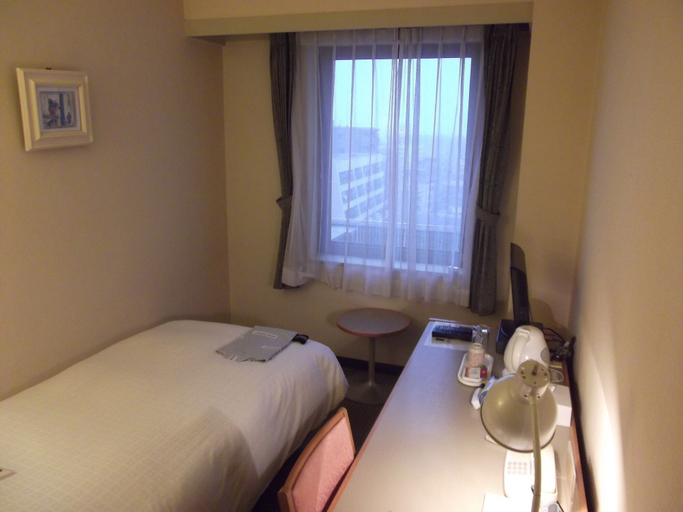 Bedroom 3, Ichikawa Grand Hotel, Edogawa