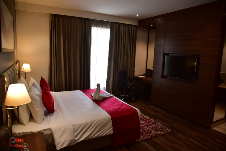 Bedroom 4, Ramada by Wyndham Gandhidham Shinay, Kachchh
