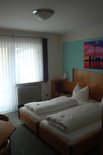 Bedroom 3, Hotel Gasthof zur Windmühle, Ansbach