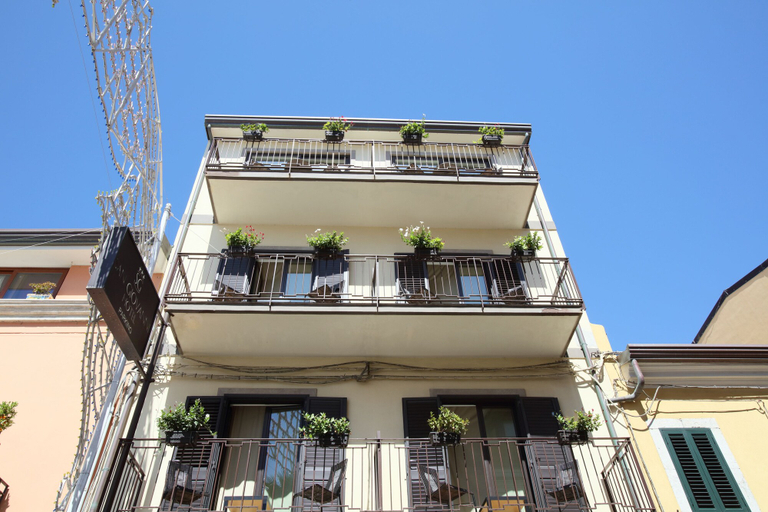 Exterior & Views 2, Hotel San Giovanni, Messina