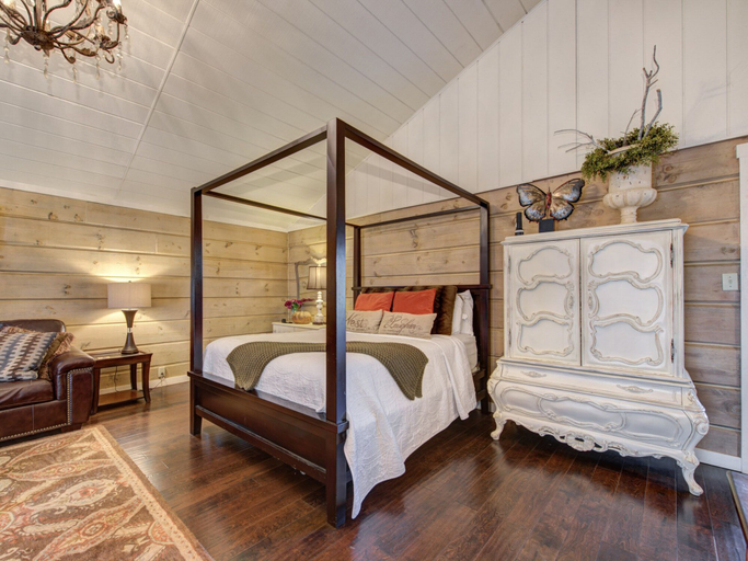 Bedroom 2, Seclusion Retreat, Sevier