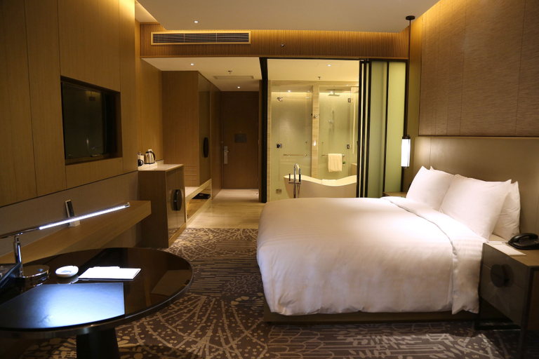 Bedroom 3, Renaissance Suzhou Wujiang Hotel, Suzhou