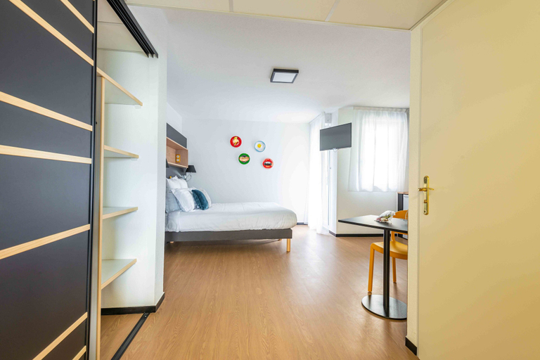 Bedroom 3, Privilodges Le Hüb Grenoble, Isère