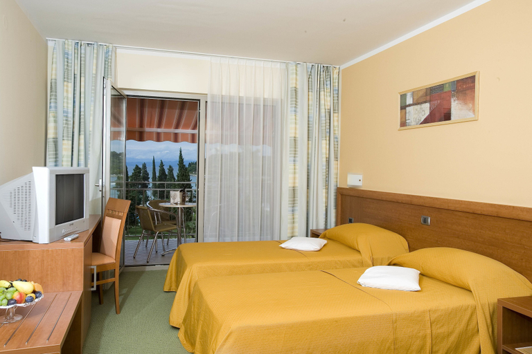Bedroom 3, Hotel Salinera - Sava Hotels & Resorts, Piran