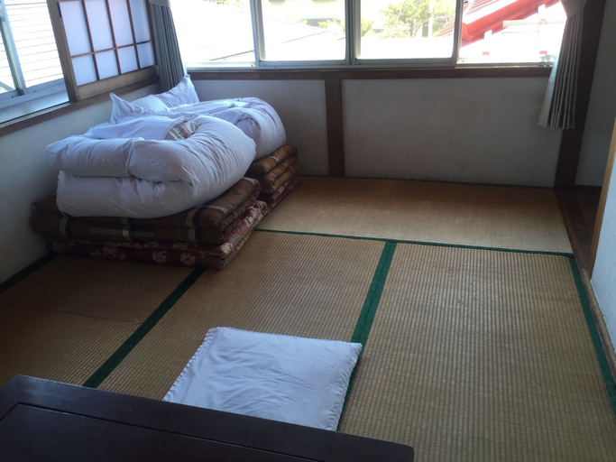 Bedroom 3, Wafu Guesthouse Kashiwaya - Hostel, Fujikawaguchiko