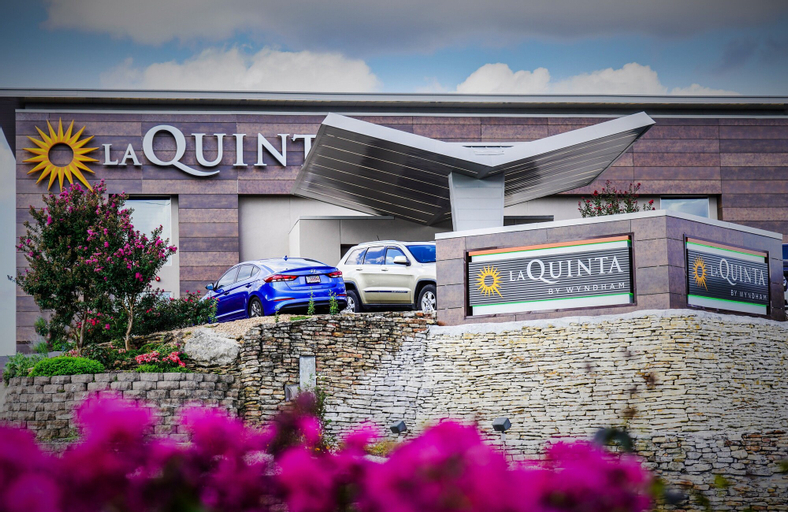 La Quinta Inn & Suites by Wyndham Branson, Taney