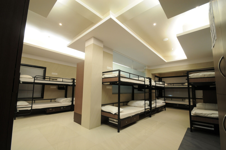 Bedroom 4, Jayaleela dormitory, Mumbai Suburban