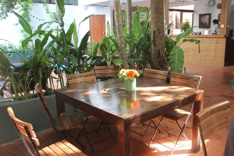 Dining Room 17