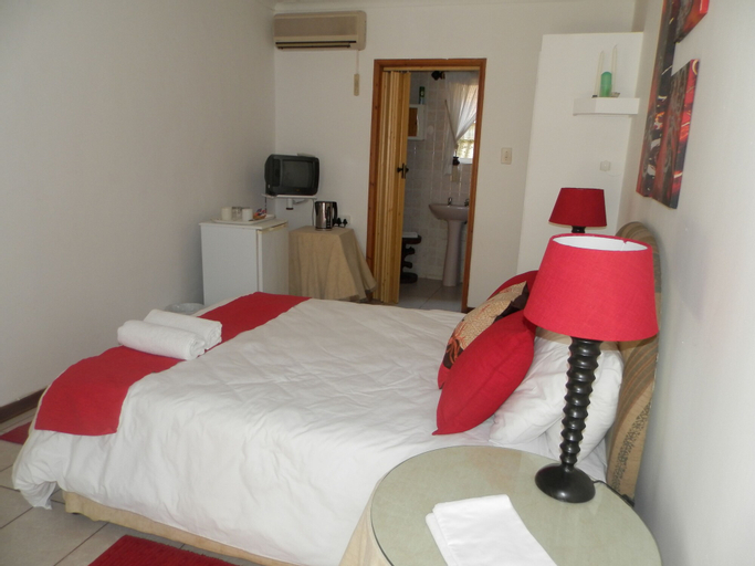 Bedroom 4, iLanga Lodge, Umkhanyakude