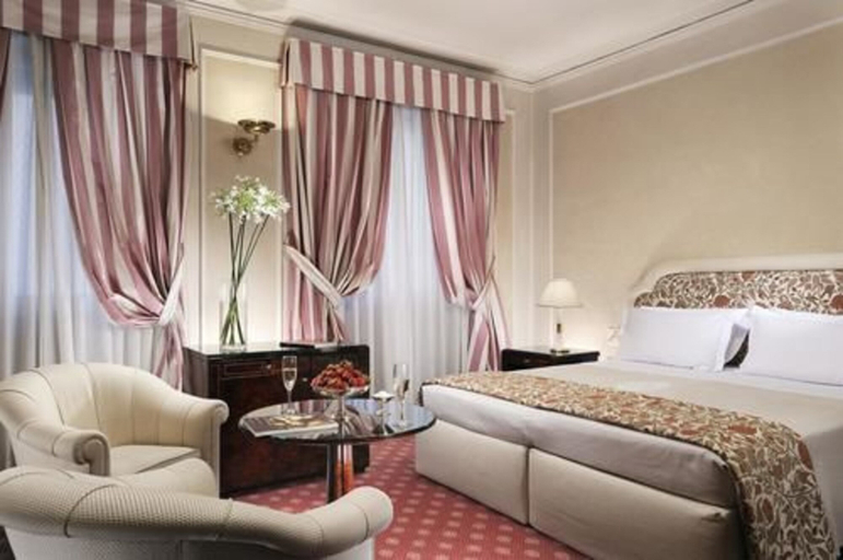 Bedroom 2, Hotel De La Ville, Florence