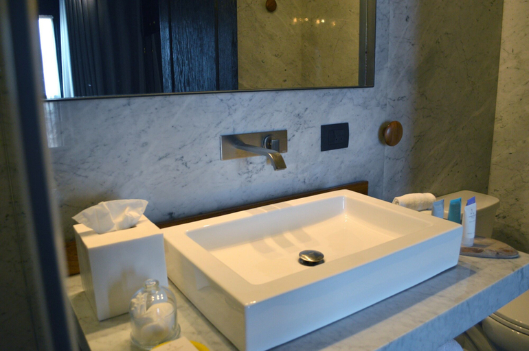 Bathroom 3, Dos Casas Hotel & Spa, Allende
