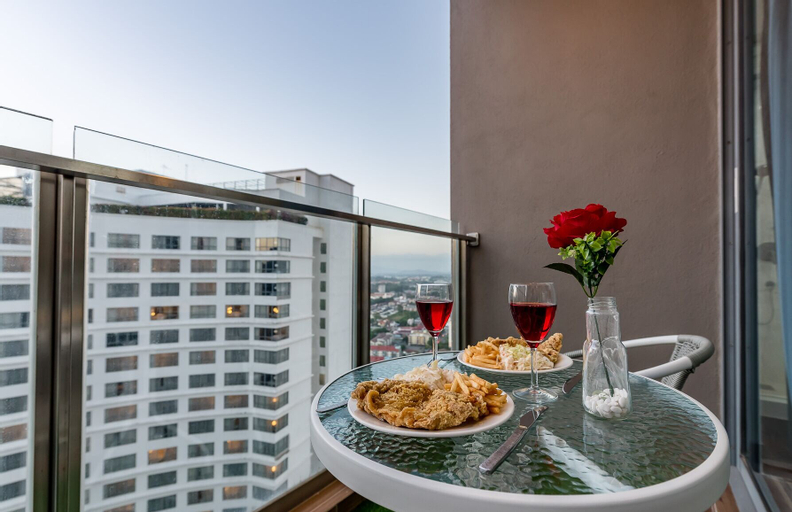 Food & Drinks 6