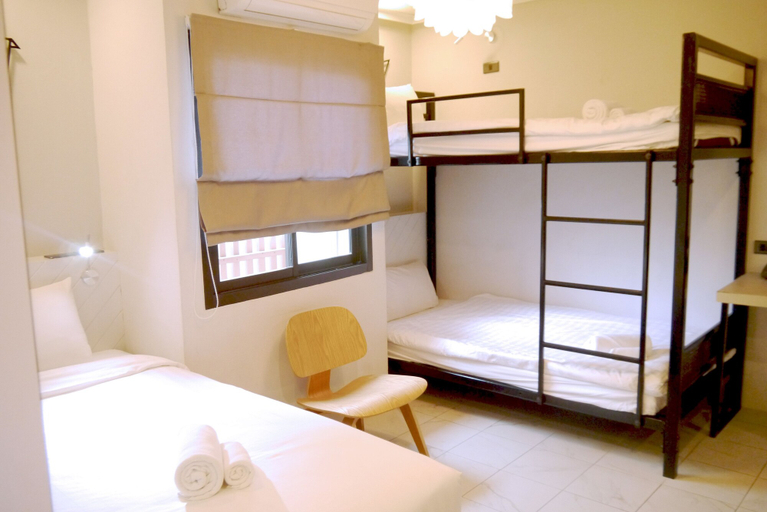 Bedroom 4, We Terminal Hotel, Muang Chiang Mai
