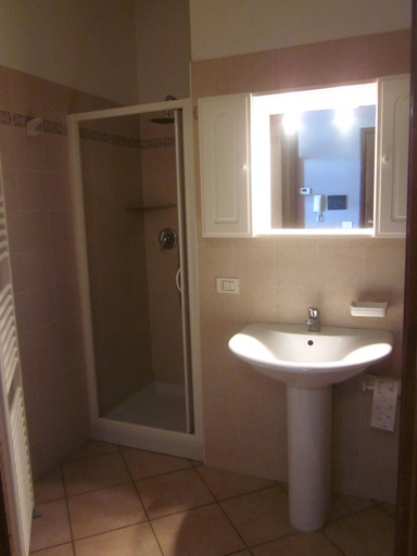Bathroom, Residence la Quiete, Cuneo