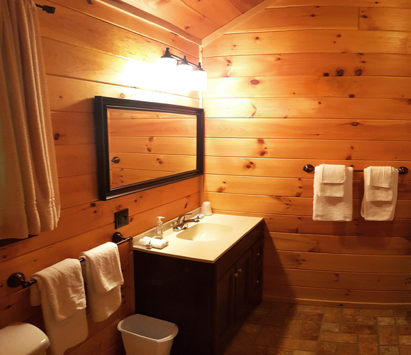 Bathroom 3, The Wilderness Inn, Essex