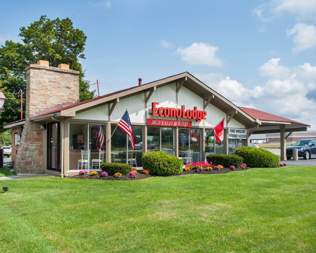 Exterior & Views 2, Econo Lodge South, Erie
