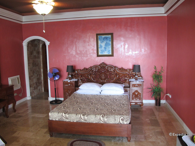 Bedroom 4, Blue Crystal Beach Resort, Puerto Galera