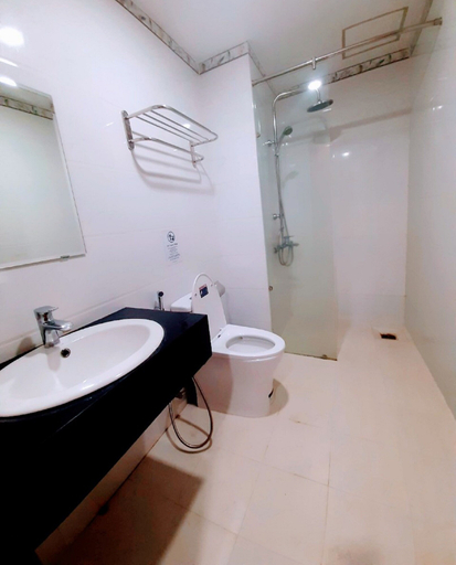 Bathroom 4, Alibaba Hotel, Nha Trang