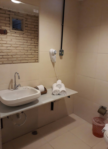Bathroom 5, Pousada Vale das Flores, Nova Friburgo