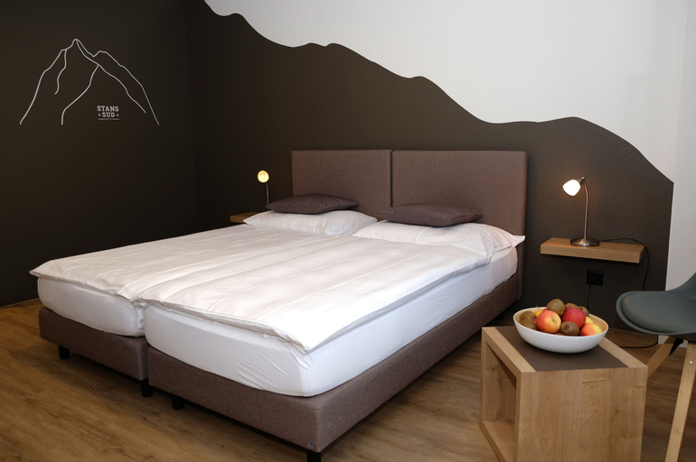 Bedroom 24