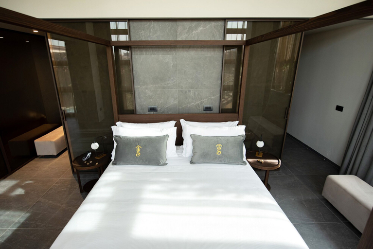Bedroom 4, Gold Tower Lifestyle Hotel, Napoli