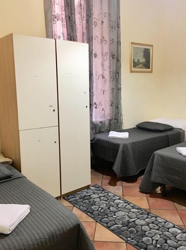 Bedroom 2, Zidan Guest House, Rome