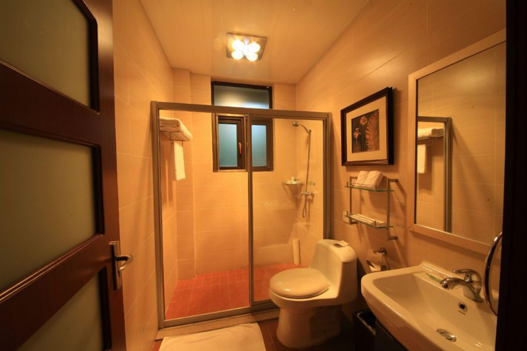 Bathroom, Country Garden Phoenix Hotel Jingmen, Jingmen
