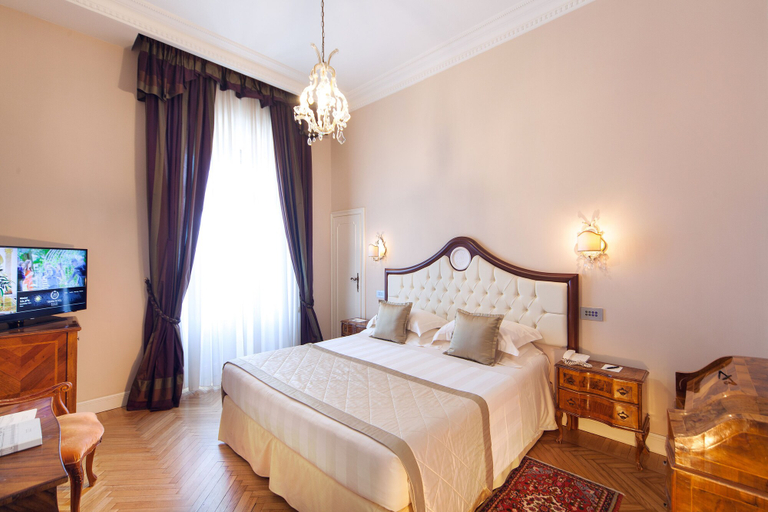 Bedroom 3, Grand Hotel Rimini, Rimini