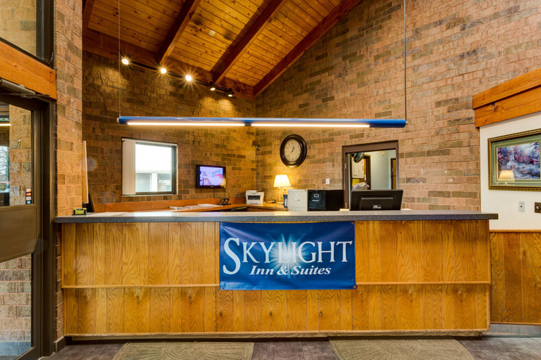 Others 2, SkyLight Inn Cleveland - Willoughby, Lake