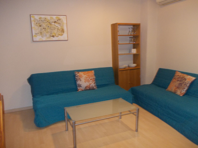 Others 5, Apartamentos Ortiz de Zárate, Valencia